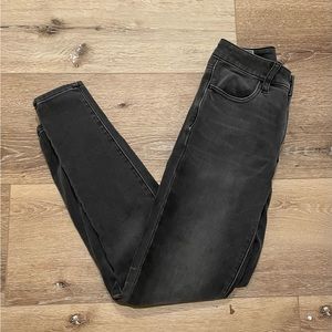 American Eagle Hi-Rise Jegging